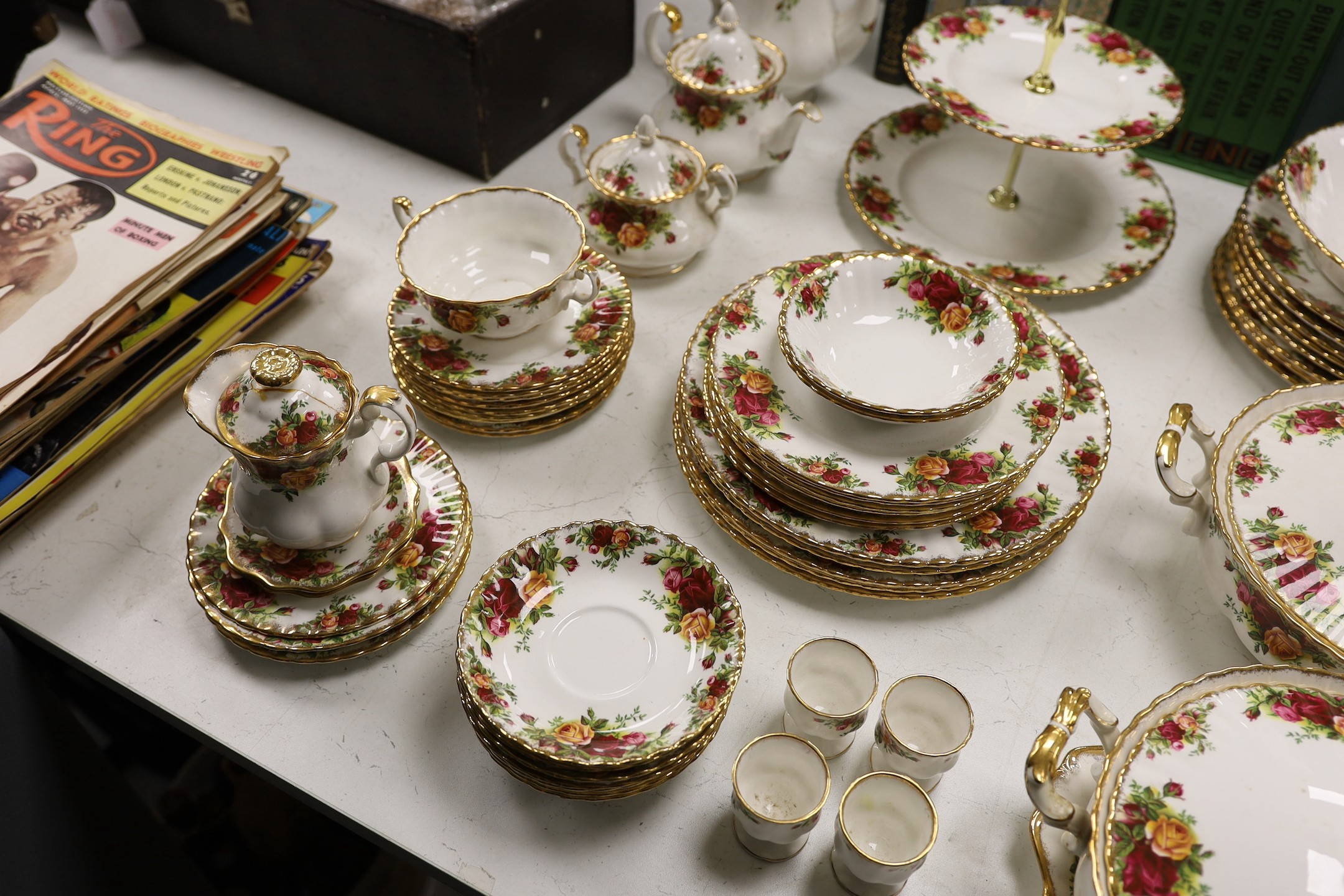 A Royal Albert Old country Roses tea, coffee and dinner service